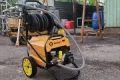 Cho thuê máy xịt nước áp lực cao