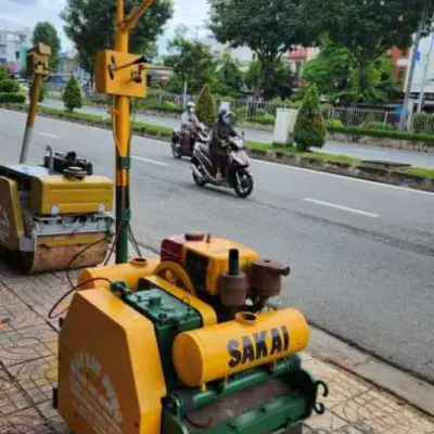 Dịch vụ cho thuê xe lu dắt tay giá rẻ - Việt Phú Hưng
