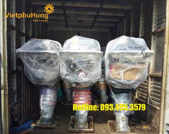 Máy đầm cóc bàn giao khách hàng