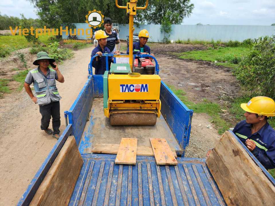 xe lu tay 700kg nhật bản