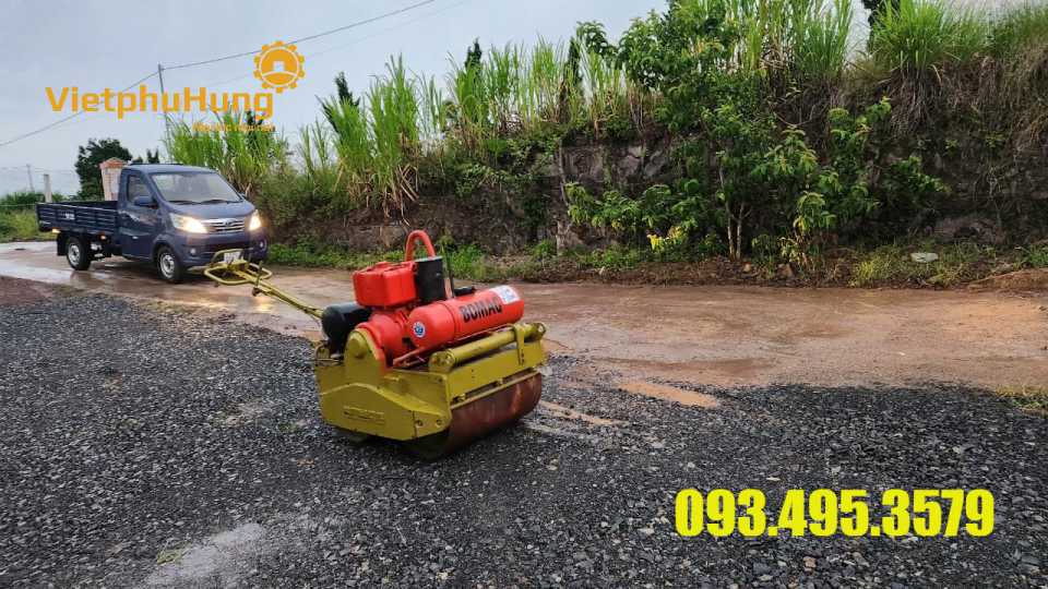 Cho thuê máy lu 1 tấn