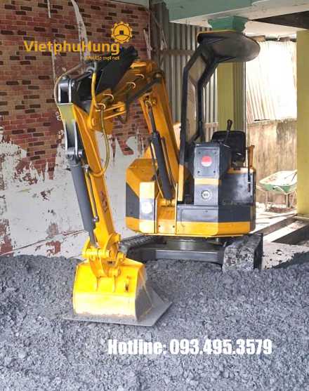 Cho thuê xe cuốc nhỏ thi công san lấp mặt bằng trong nhà